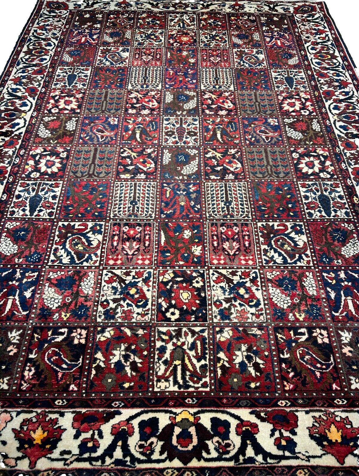 7'2"x10'2" Hand-Knotted 100% Lamb Wool Bakhtiarie Carpet - Area Rug