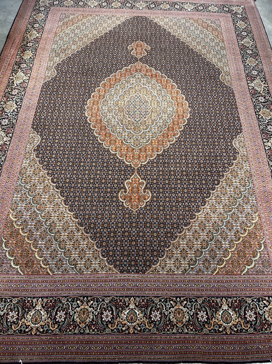 8'4"x11'6" Fine Hand-Knotted Wool & Silk Oriental Rug - Area Carpet