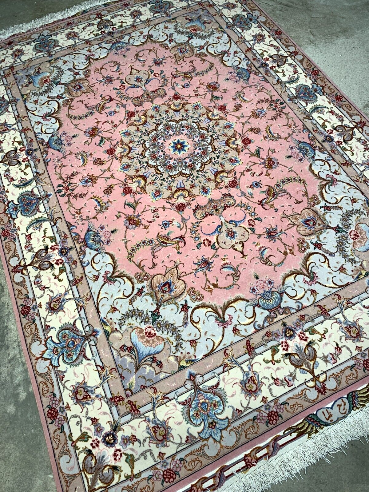 5'x7'2" Very Fine Hand-Knotted Wool & Silk Blend Tabrize Carpet - Area Rug