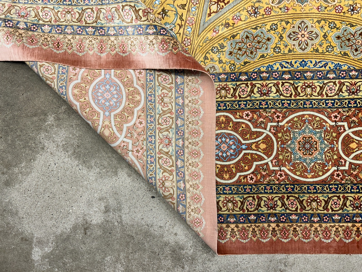 9'8"x12'11" Exquisite Signed Hand-Knotted 100% Silk Qume Rug