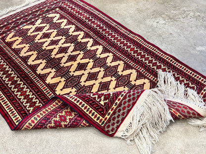 2'10"x4'2" Hand-Knotted 100% Wool Pile Bokhara Rug