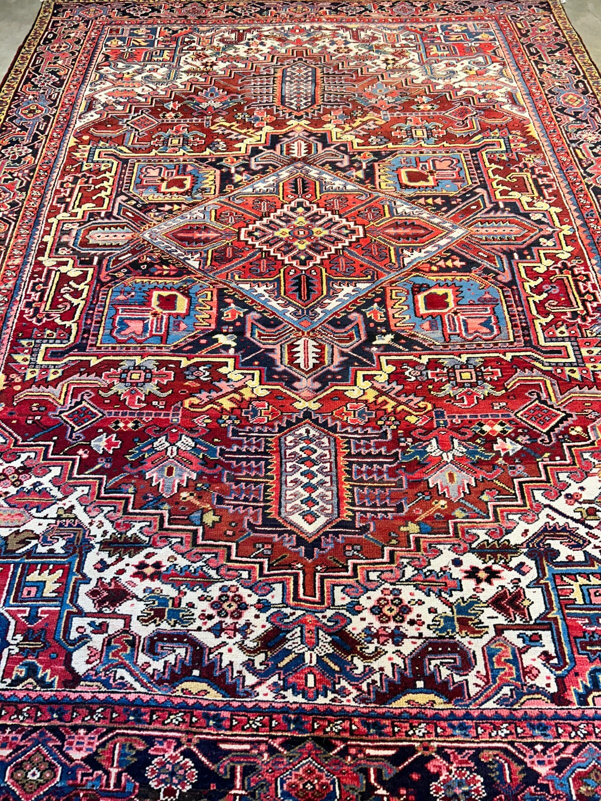 8'10"x12'1" Hand-Knotted 100% Wool Pile Herize Rug