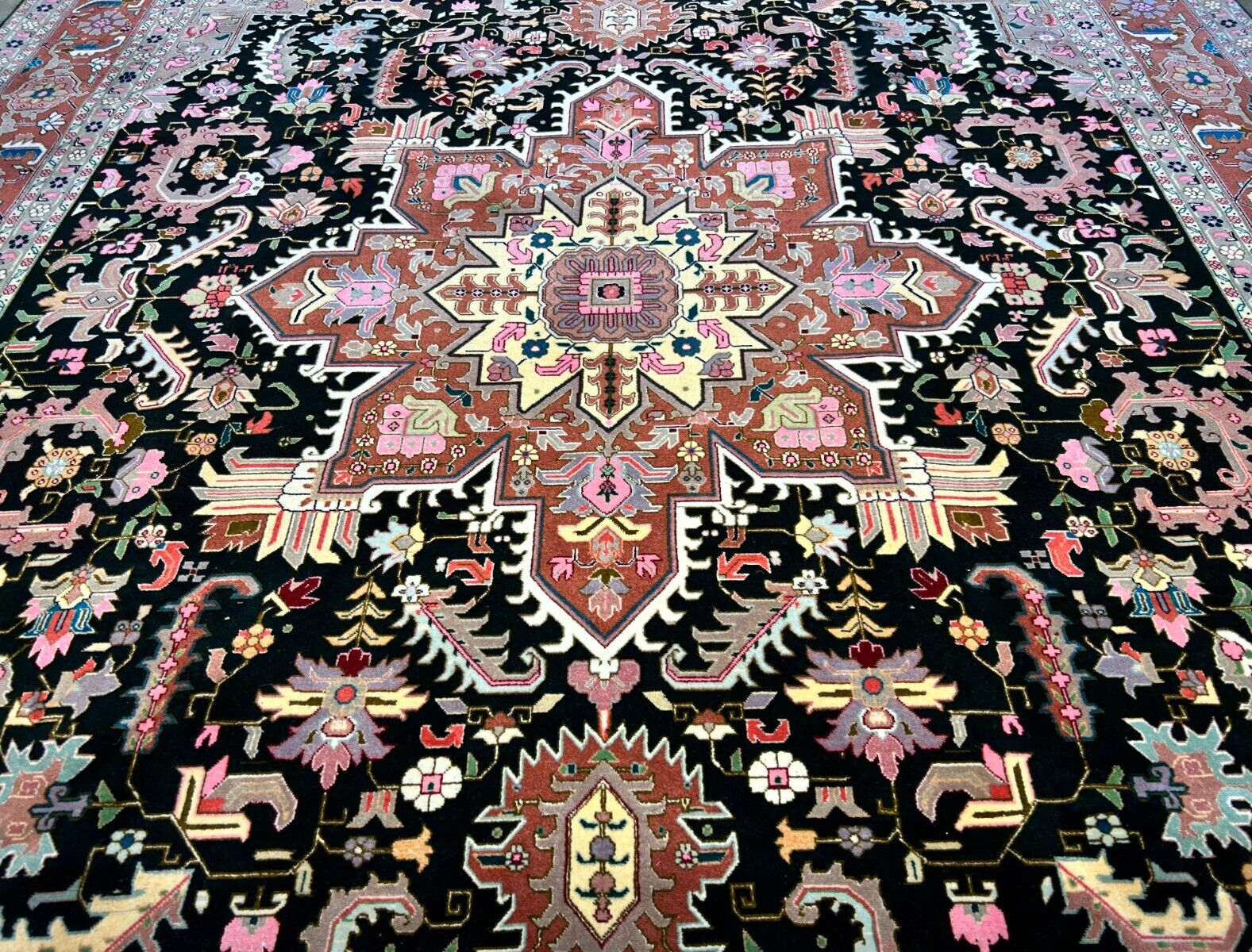 6'6"x9'6" Fine Hand-Knotted Wool & Silk Blend Tabrize Herize Carpet - Area Rug