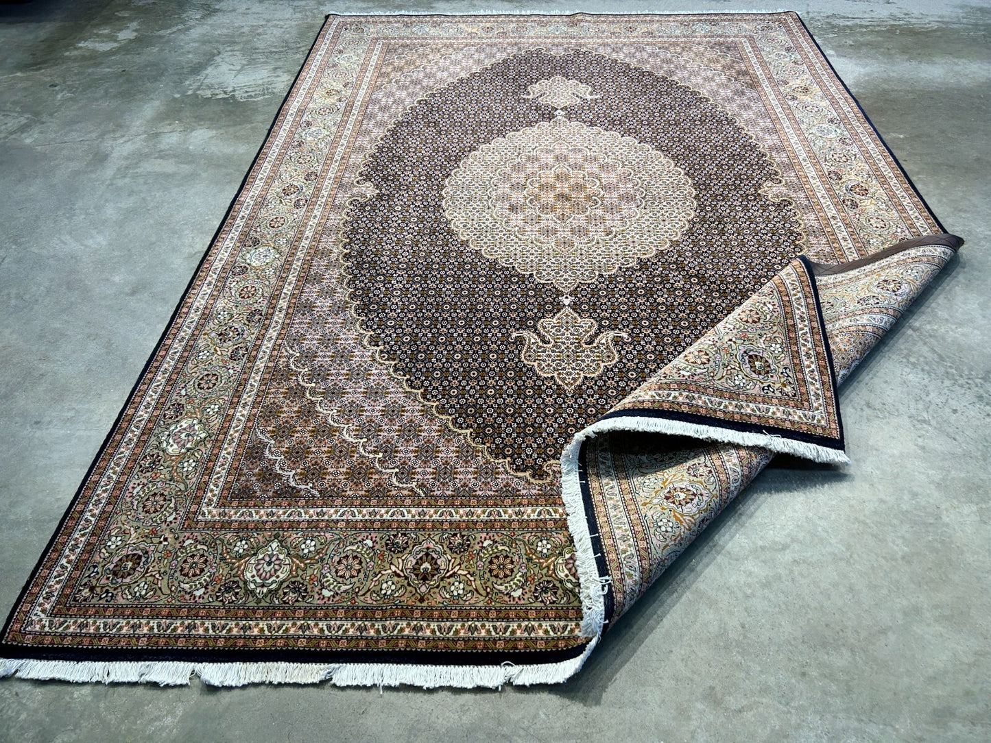 6'7"x9'7" Fine Hand-Knotted Wool & Silk Blend Tabrize Mahi Carpet - Area Rug