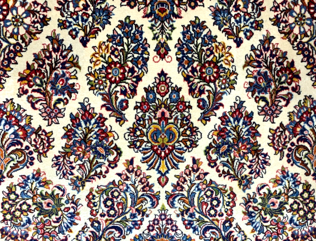 3'5"x5'0'' Fine Hand-Knotted Fine 100% Wool Pile Sarouke Area Rug