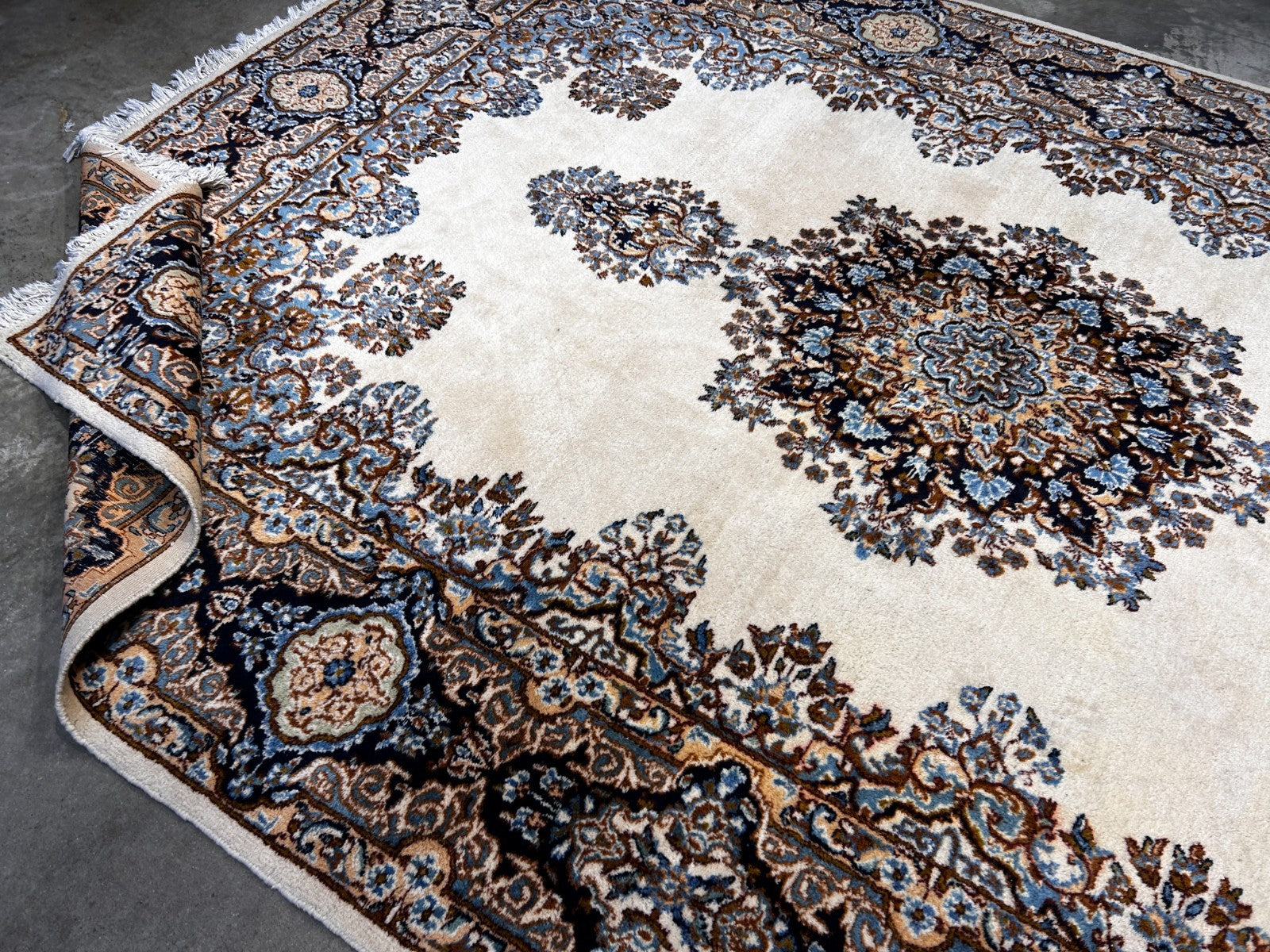 7'4"x10'10" Hand-Knotted 100% Wool Kermane Area Rug - Carpet