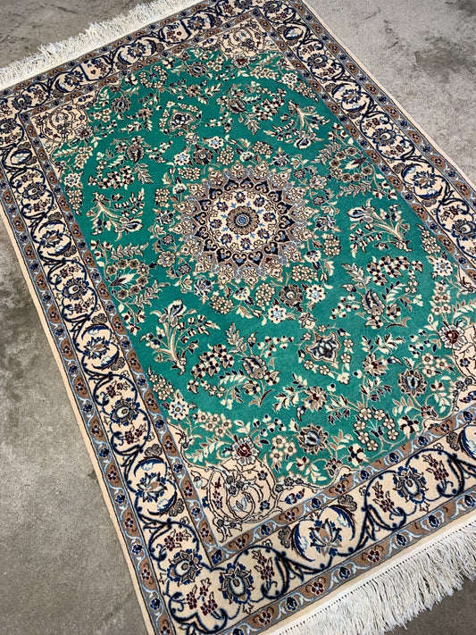3'3"x4'9'' Very Fine Hand-Knotted Silk & Wool Naine Area Rug - Carpet
