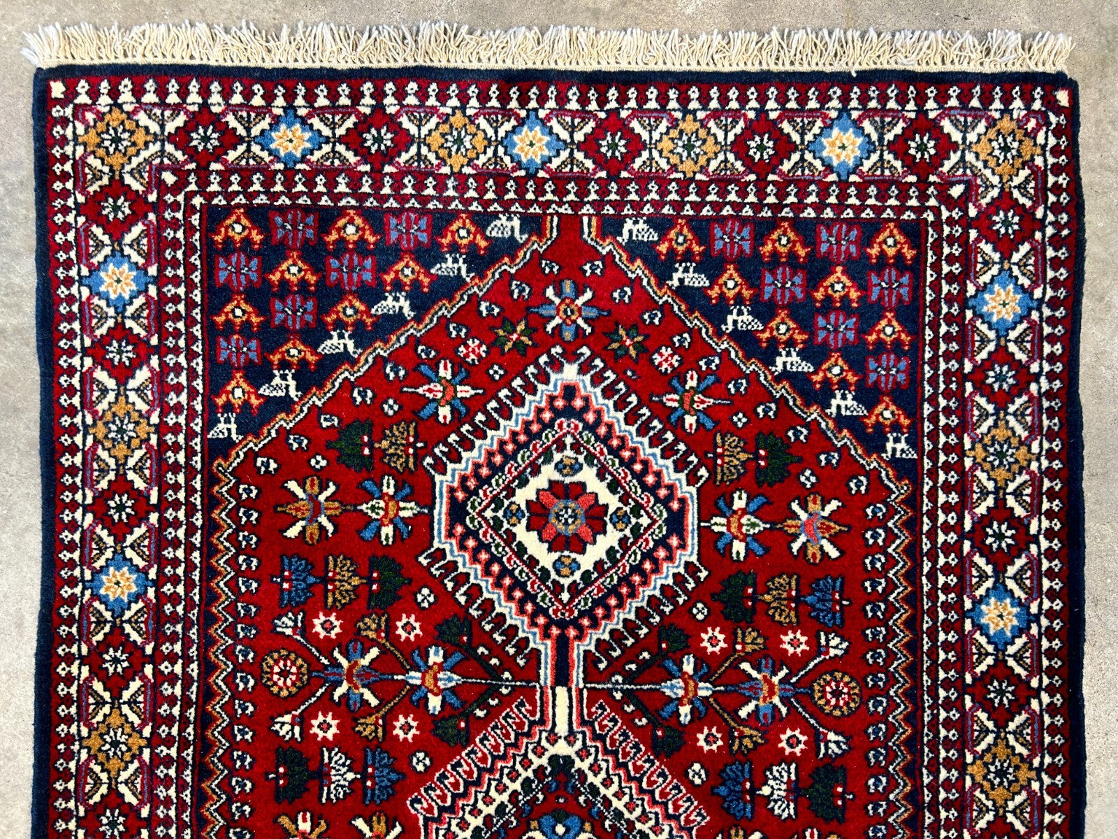 3'3"x5' Hand-Knotted 100% Wool Pile Yalamehe Rug