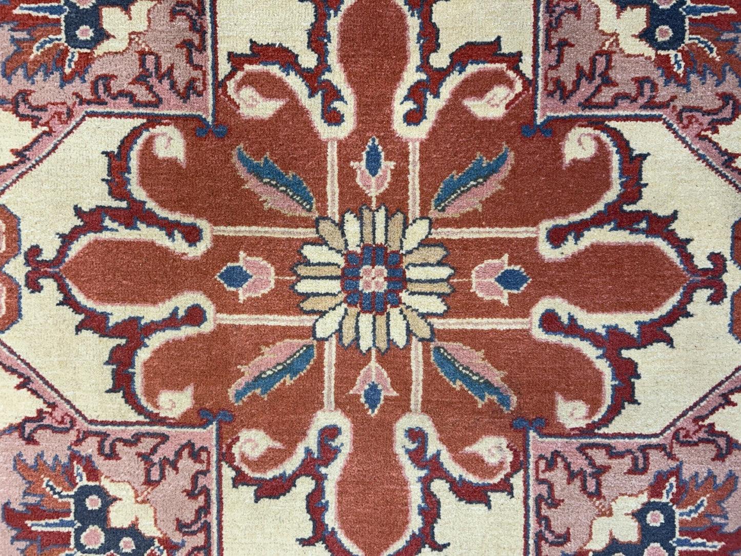 8'10"x11'11" Hand-Knotted 100% Wool Pile IndoHeriz Rug