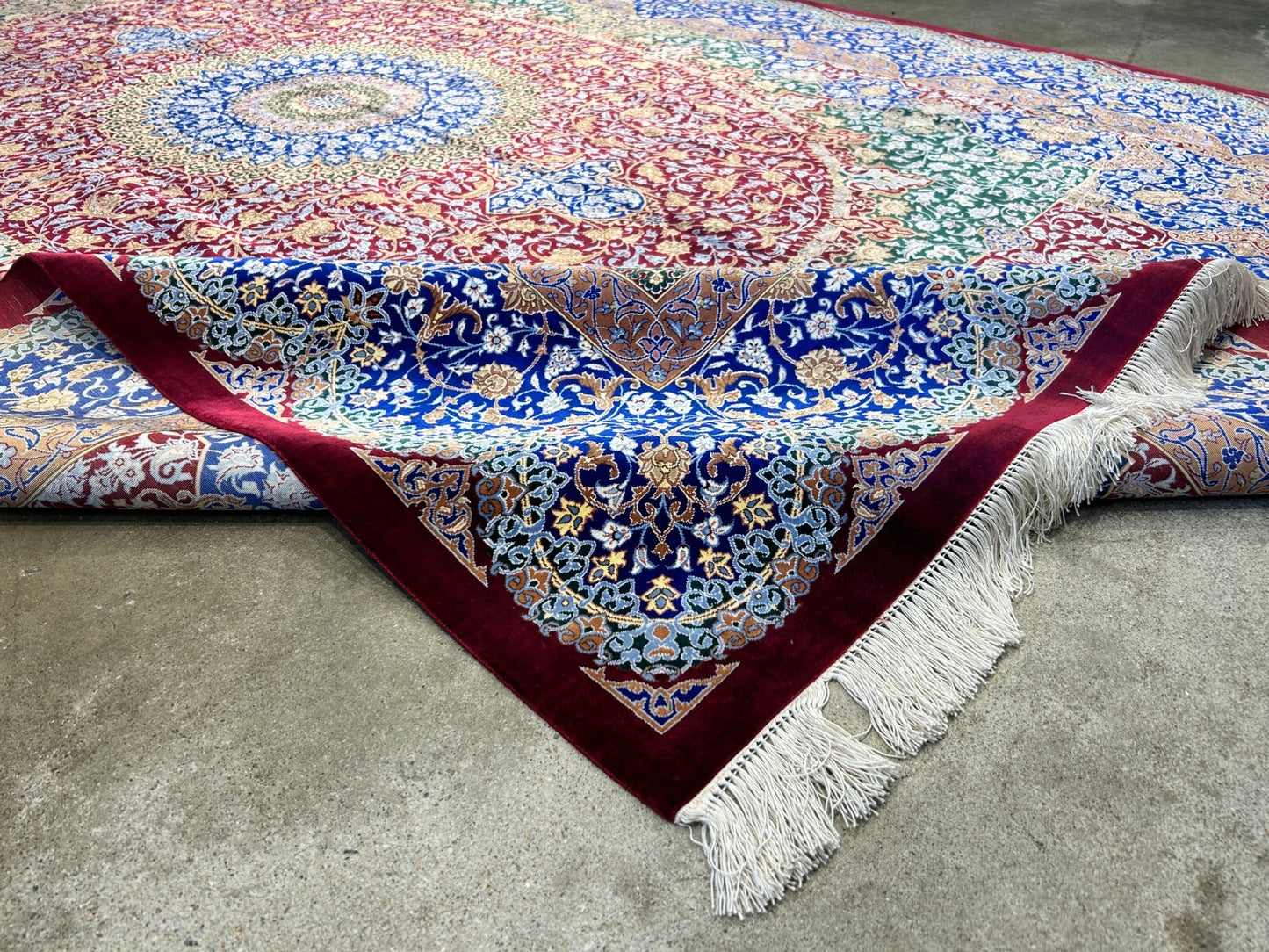 6'6"x10' Exquisite Extra-Fine Hand-Knotted 100% Silk Qume Carpet - Area Rug