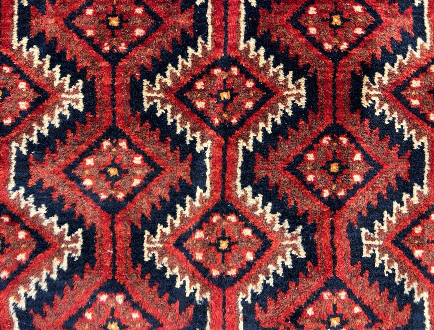 3’3”x6’2” Hand-Knotted 100% Wool Balouchi Area Rug - Carpet