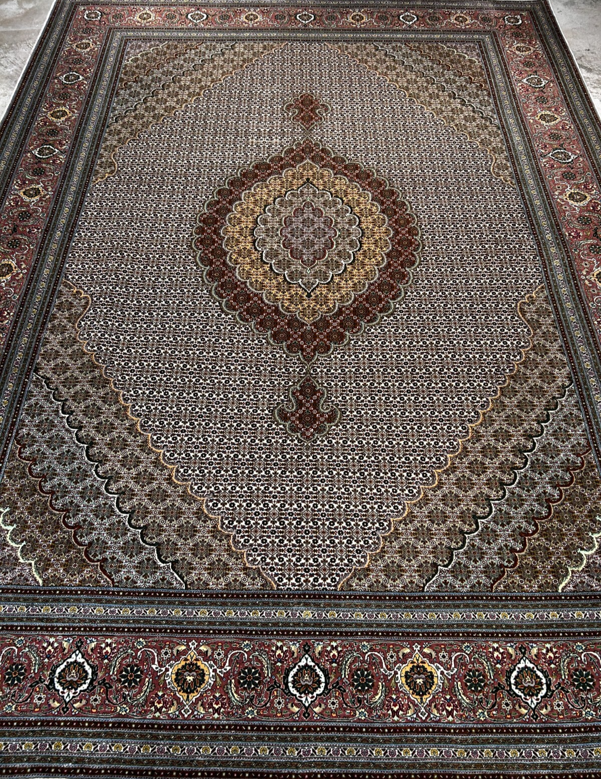 8'3"x11'1" Hand-Knotted Silk & Wool Tabrize Fish Style  Rug - Carpet