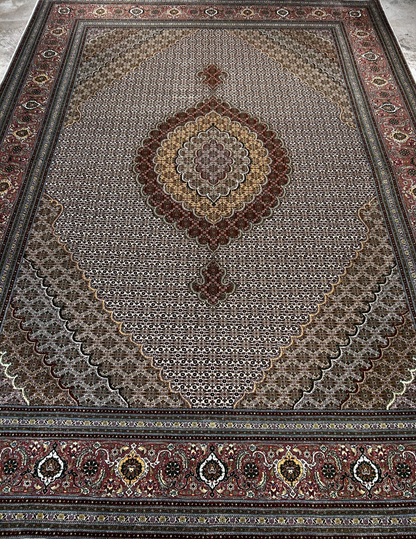 8'3"x11'1" Hand-Knotted Silk & Wool Tabrize Fish Style  Rug - Carpet