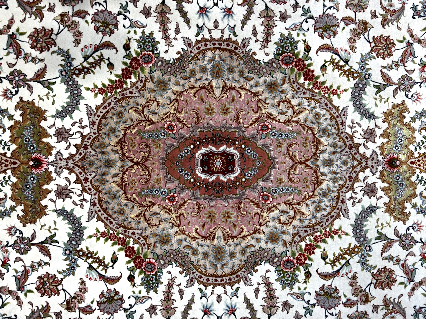 8'3"x11'6" Very Fine Hand-Knotted Wool & Silk Tabrize Area Rug - Signed