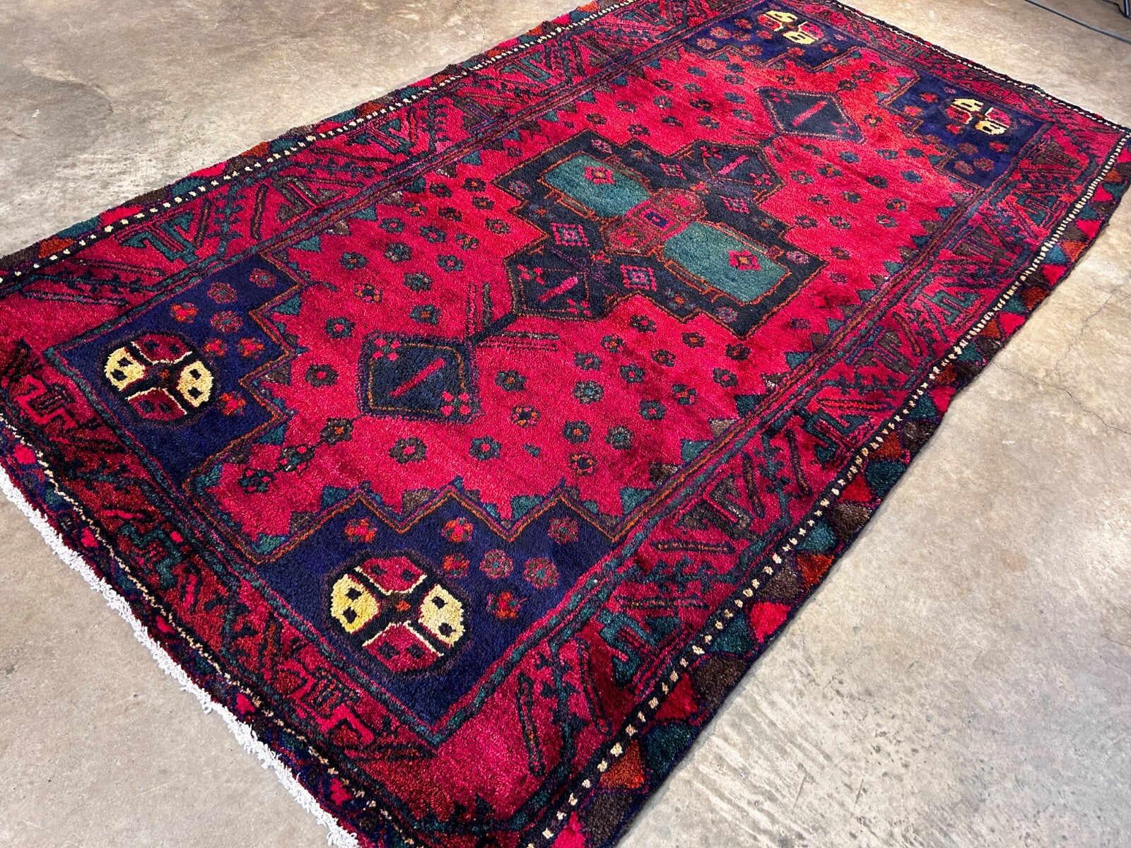 4'10" x 8'10" Hand-Knotted 100% Wool Pile Hamadane Area Rug - Carpet