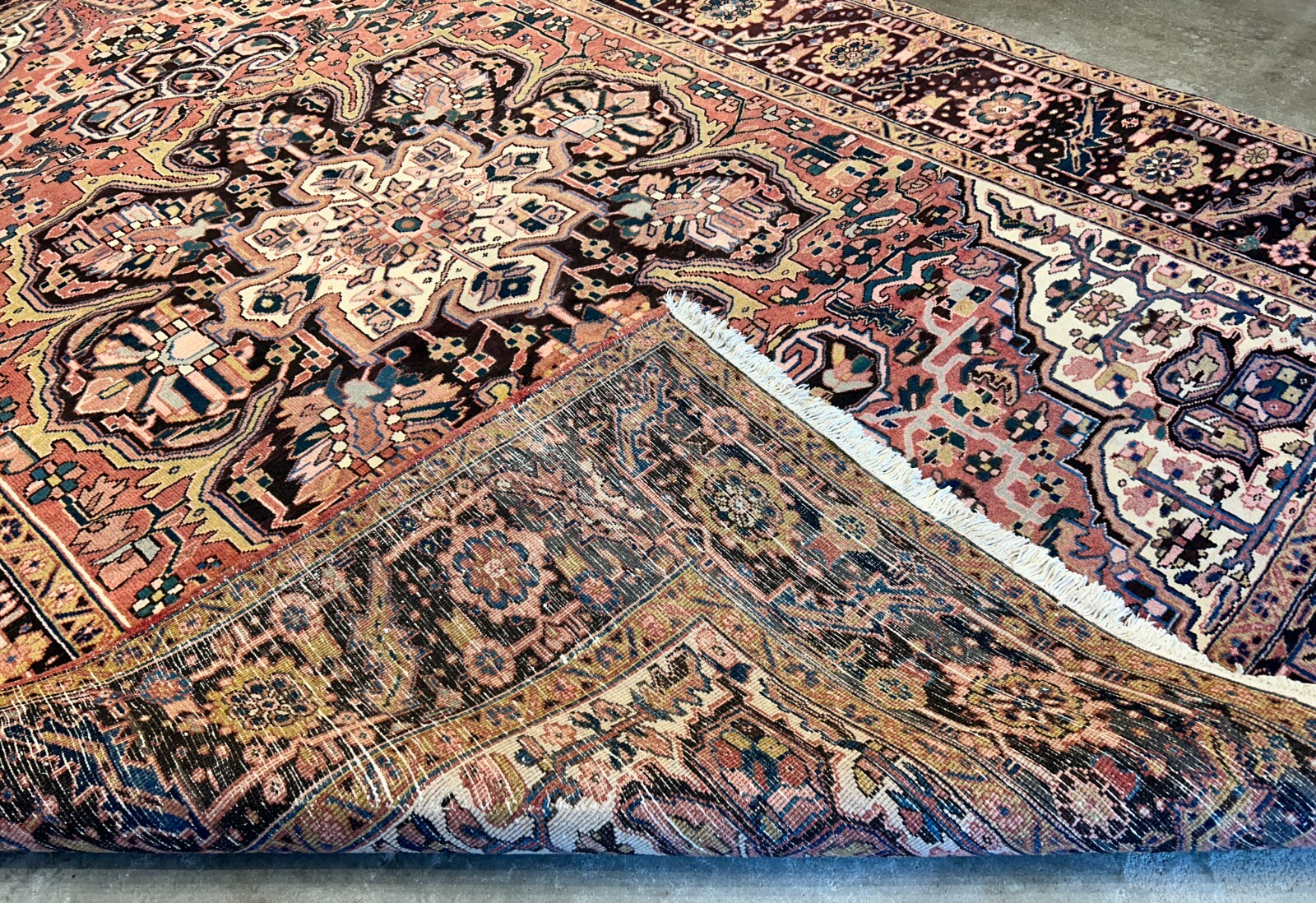 8'x11'3" Hand-Knotted 100% Wool Pile Herize Rug