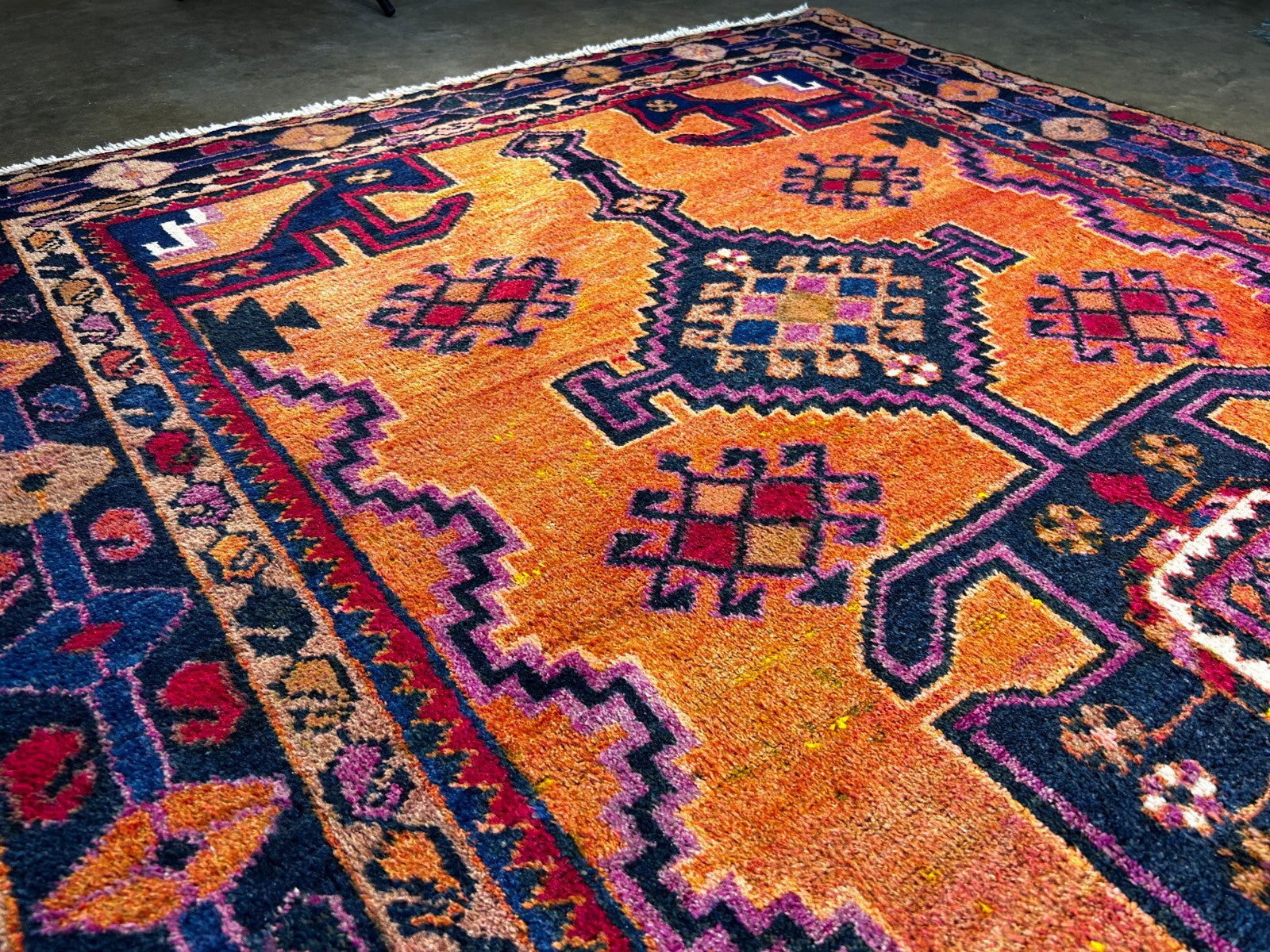 4'9" x 7'7'' Hand-Knotted 100% Wool Carpet - Hamadane Area Rug