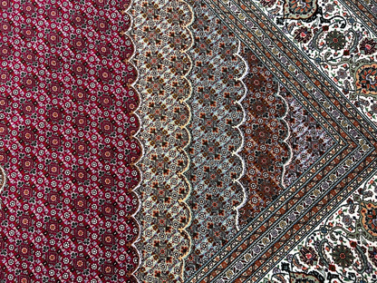 8'2"x11'6" Fine Hand-Knotted Wool & Silk Oriental Rug - Area Carpet