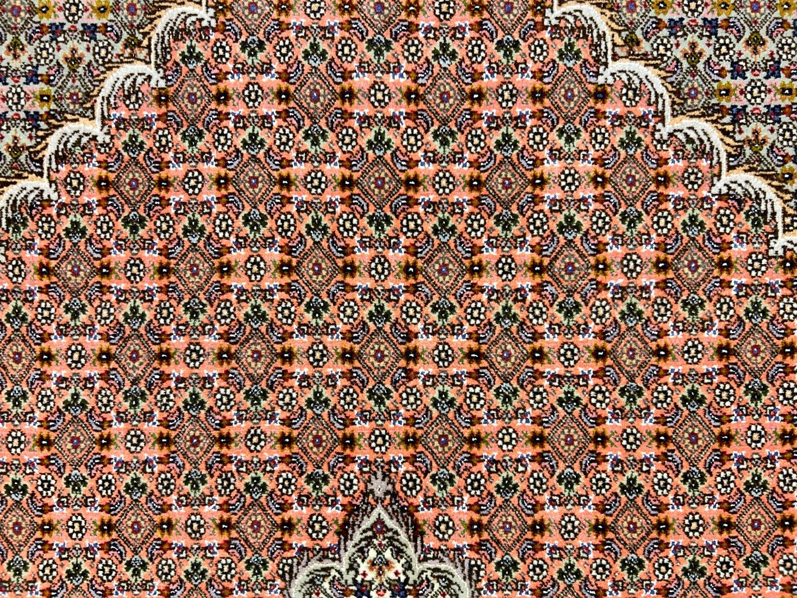 6'10"x10'1" Fine Hand-Knotted Wool & Silk Blend Tabrize Mahi Carpet - Area Rug