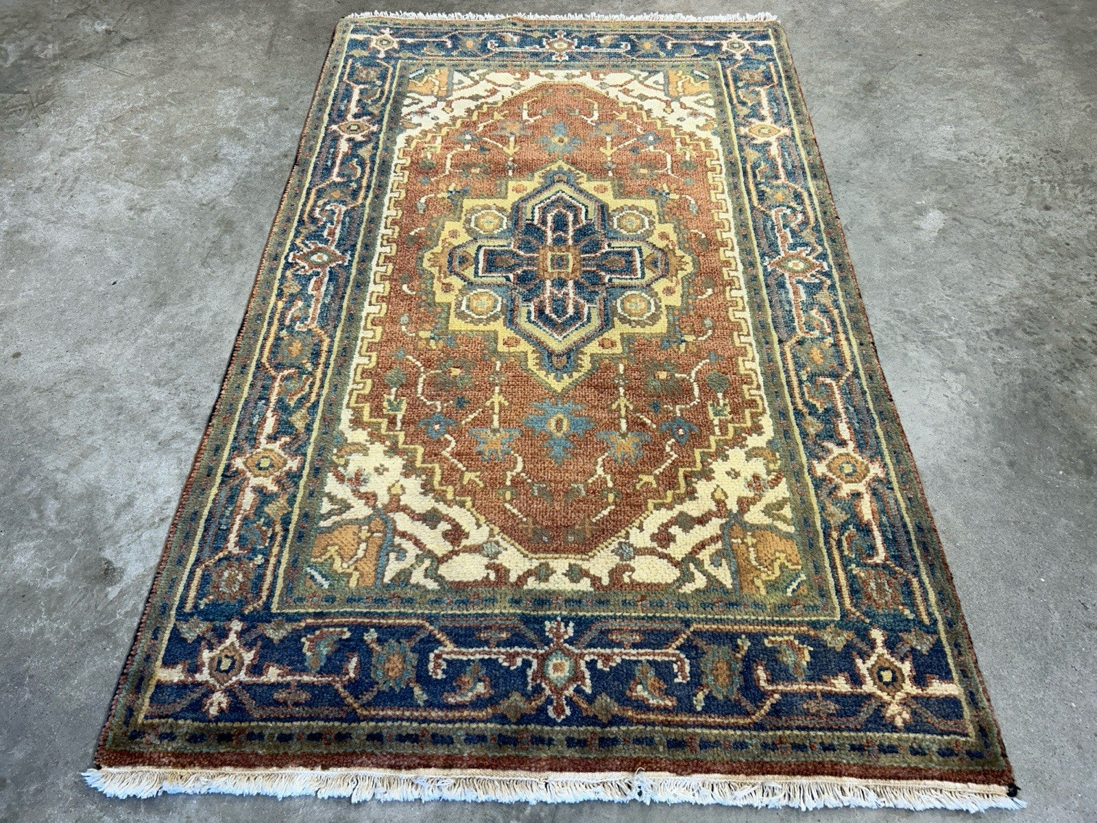 3’1”x5’ Hand-Knotted 100% Wool Indoserapi Area Rug - Carpet