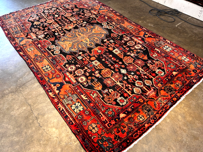 5'4" x 9'3" Hand-Knotted 100% Wool Pile Nahavande Area Rug - Carpet