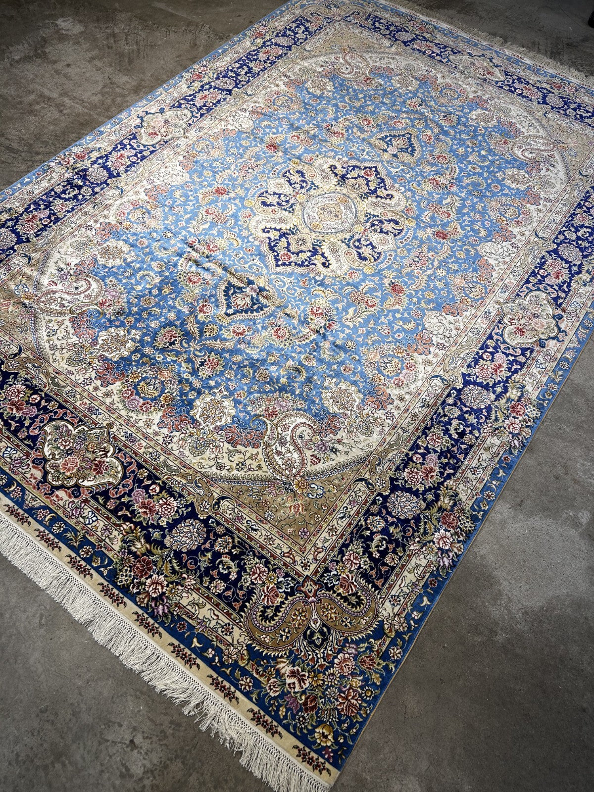6'x9' Exquisite Hand-Knotted 100% Silk Oriental Rug
