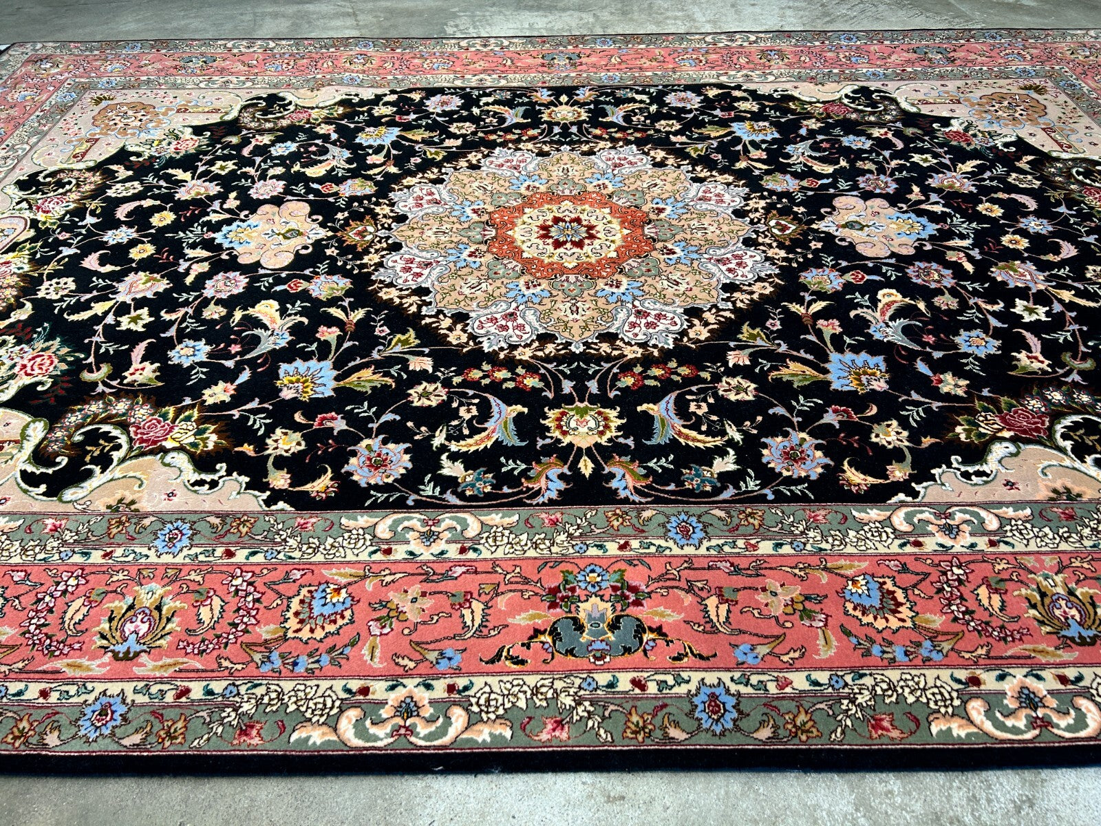 6'9"x10'5" Very Fine Hand-Knotted Wool & Silk Blend Tabrize Carpet - Area Rug