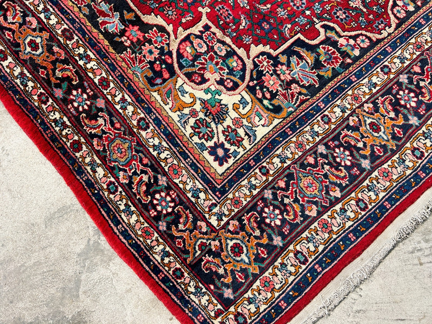 6'7"x10'6" Hand-Knotted 100% Wool Pile Bidjare Carpet - Area Rug