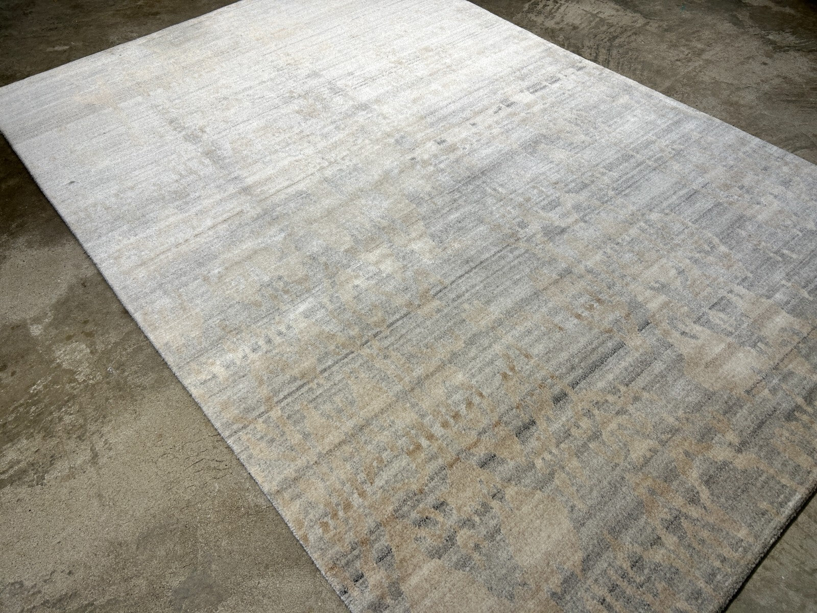 6'x8'11" Hand-Knotted 100% Wool Pile Modern Rug