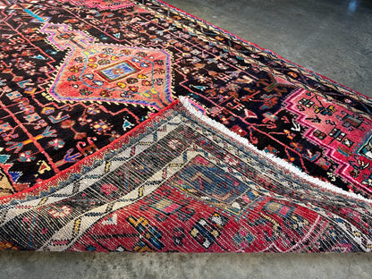 4'11" x 8' Hand-Knotted 100% Wool Pile Hamadane Area Rug