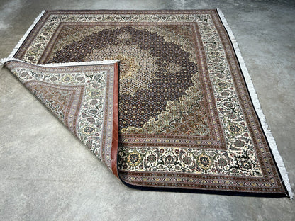 6'6"x6'8" Very Fine Hand-Knotted Wool & Silk Tabrize Rug