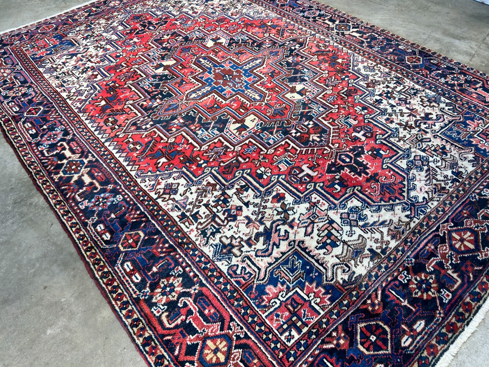 7'2"x10'1" Hand-Knotted 100% Wool Herize Carpet - Area Rug