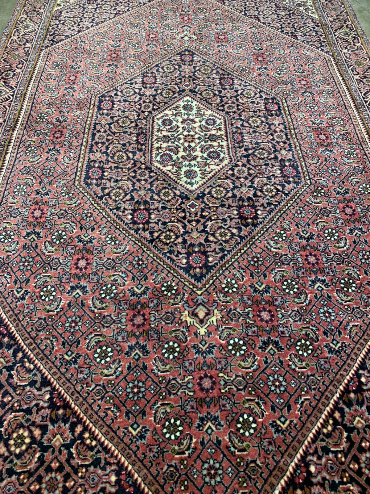 3'7"x6'1" Hand-Knotted 100% Wool Pile Bijare Carpet - Area Rug