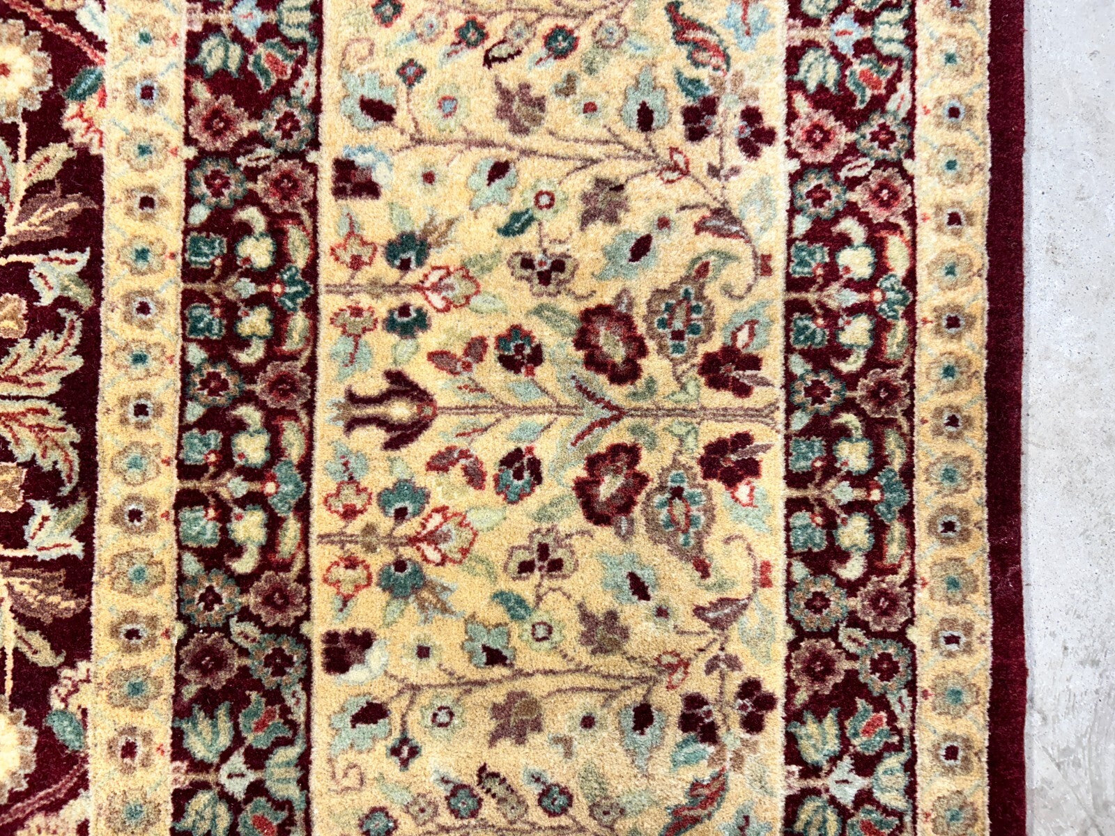 9'x12' Hand-Knotted 100% Lamb Wool Pile Persiane Design Carpet - Area Rug