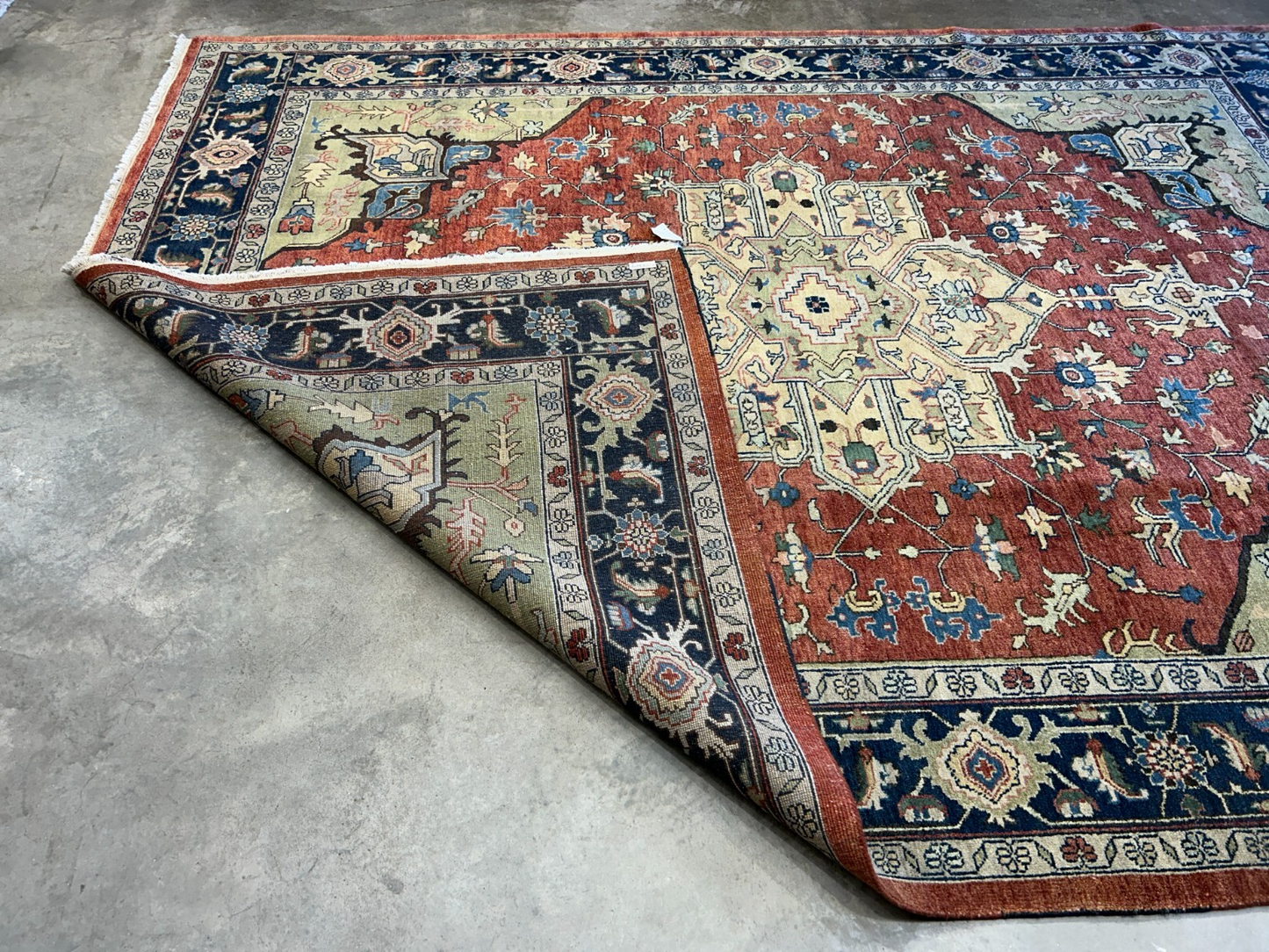 7'3"x10'3" Fine Hand-Knotted 100% Wool Pile IndoHeriz Rug