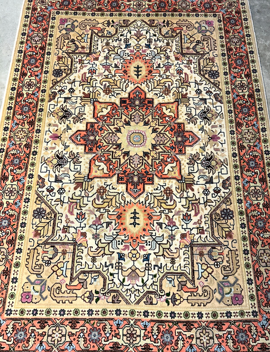 3'4"x4'10'' Hand-Knotted Silk & Wool  Pile Tabrize Area Rug
