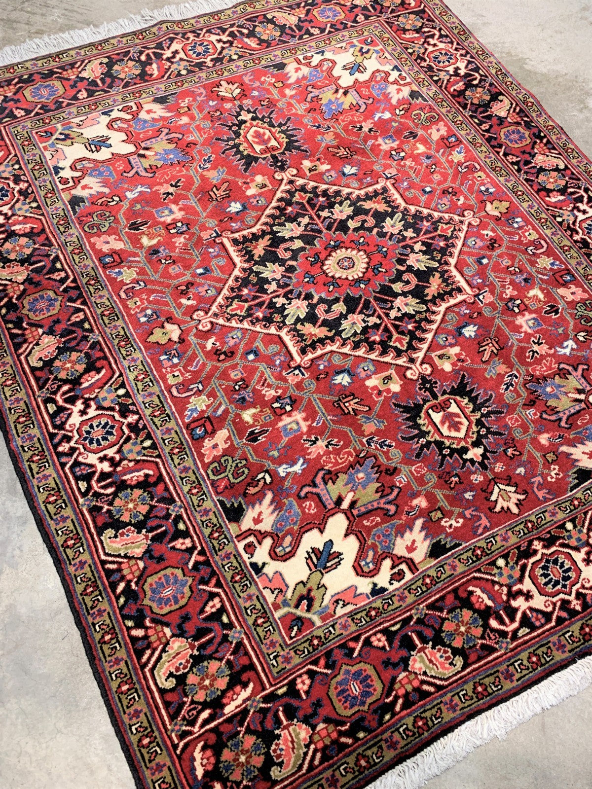 5'0" x 6'2" Hand-Knotted 100% Wool Pile Geometric Herize Area Rug