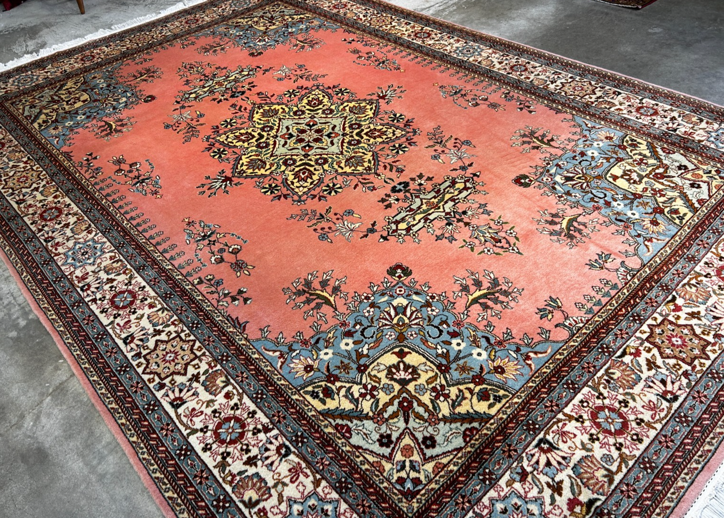 8'4" x 11'10'' Hand-Knotted 100% Wool Pile Romany Area Rug