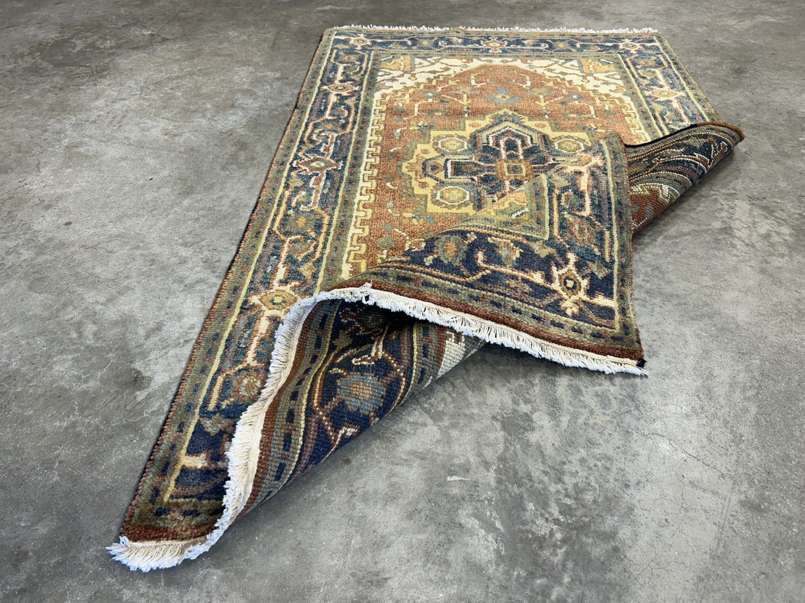 3’1”x5’ Hand-Knotted 100% Wool Indoserapi Area Rug - Carpet