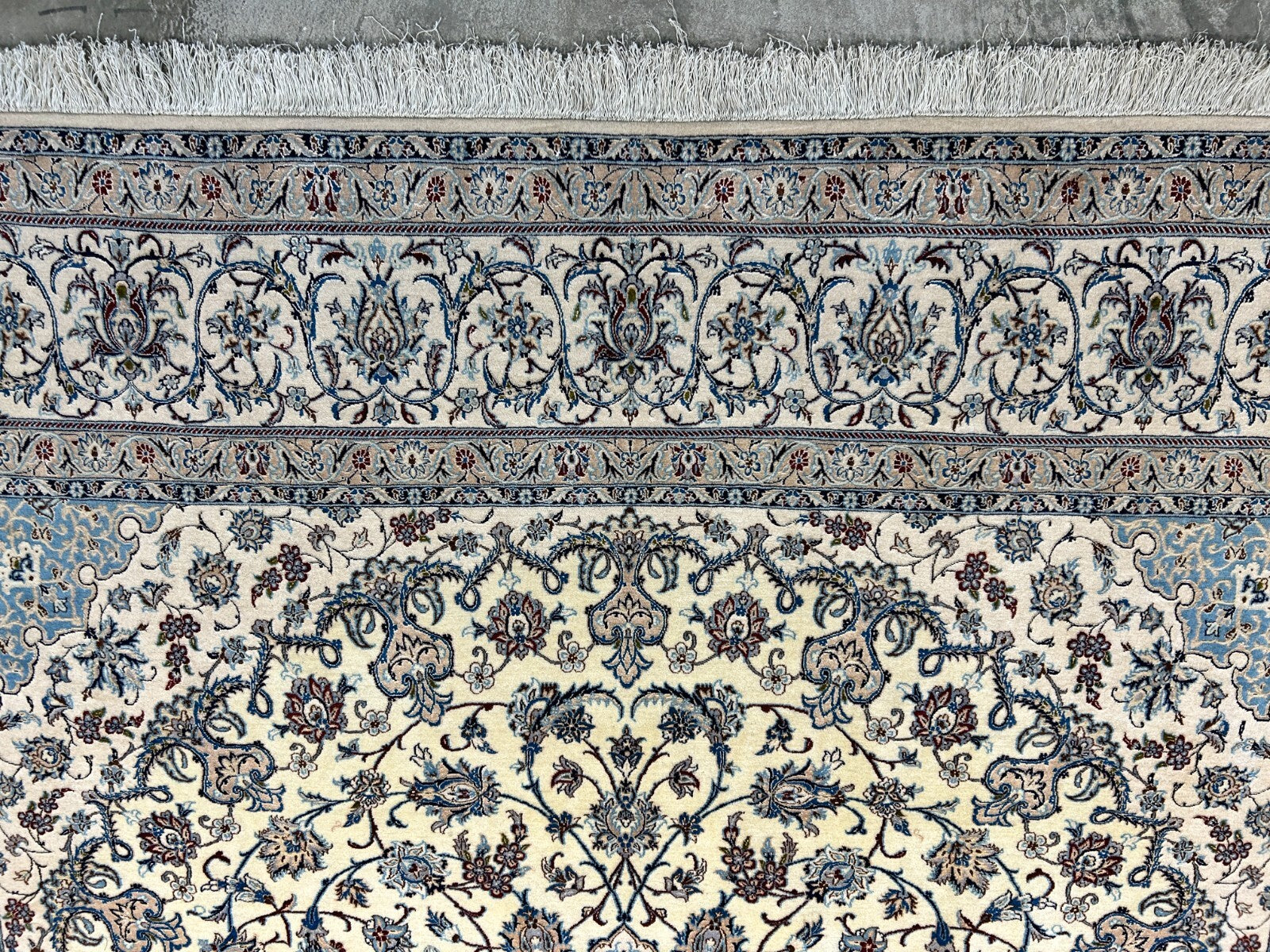 6'9"x10'7" Extremely Fine Hand-Knotted Wool & Silk Blend Naine Carpet - Area Rug
