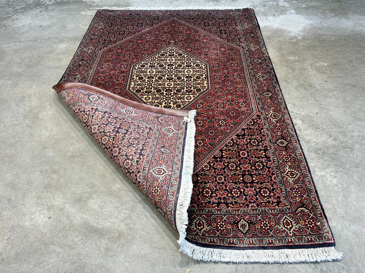3'8"x5'10" Hand-Knotted 100% Wool Bidjare Carpet - Area Rug