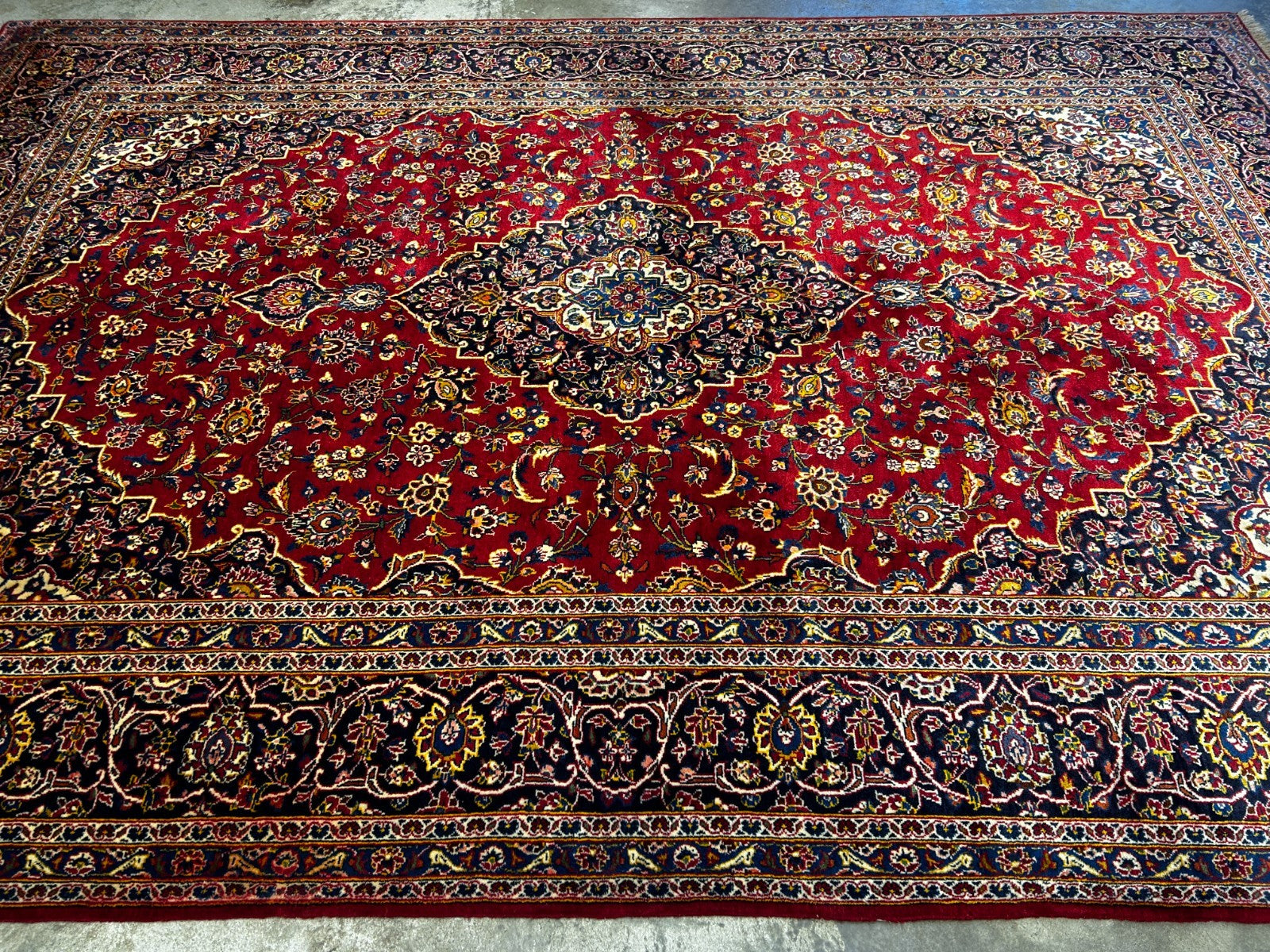 8'4"x12' Hand-Knotted 100% Wool Pile Kashane Area Rug - Signed