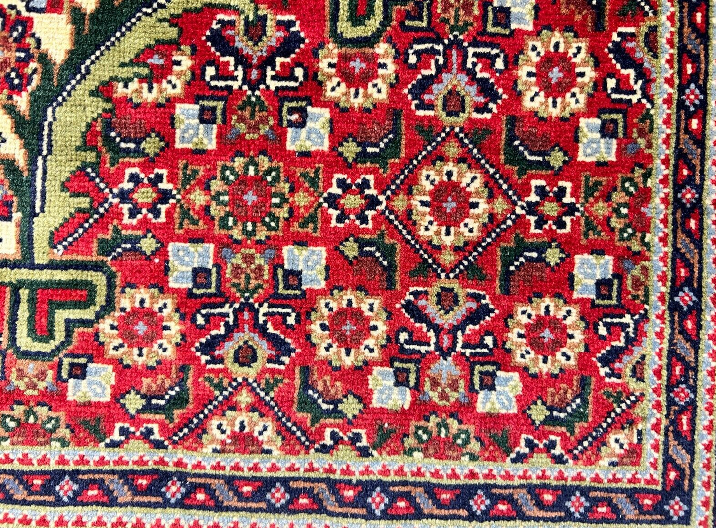 6'7"x9'4" Hand-Knotted 100% Wool Pile Tabrize Fishe Design Carpet - Area Rug