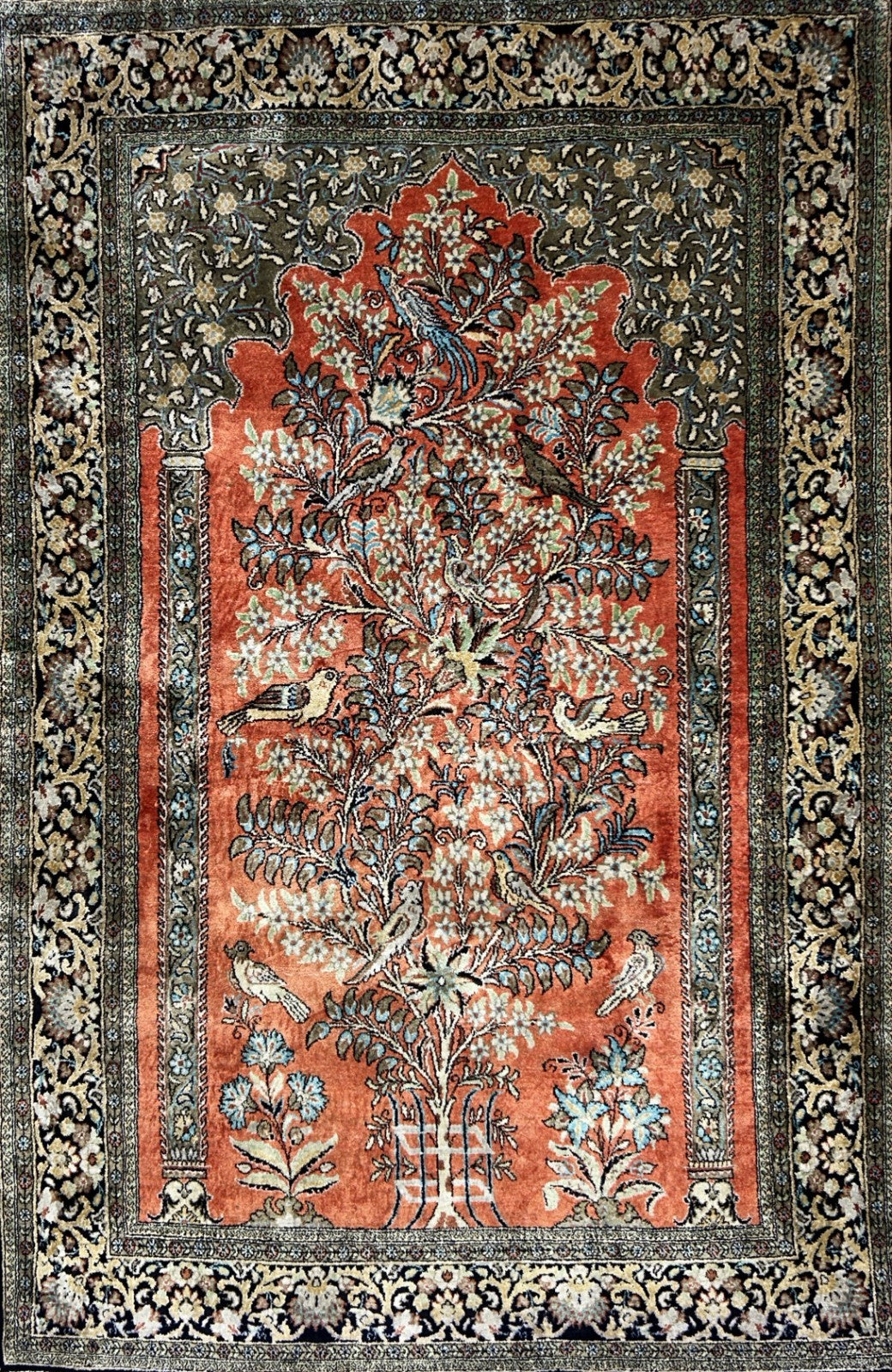 3'3"x5'7" Exquisite Fine Hand-Knotted 100% Silk Tree of Life Area Rug