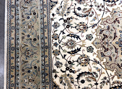 8'1"x12'1" Very Fine Hand-Knotted 100% Wool India Naine Rug - Area Carpet