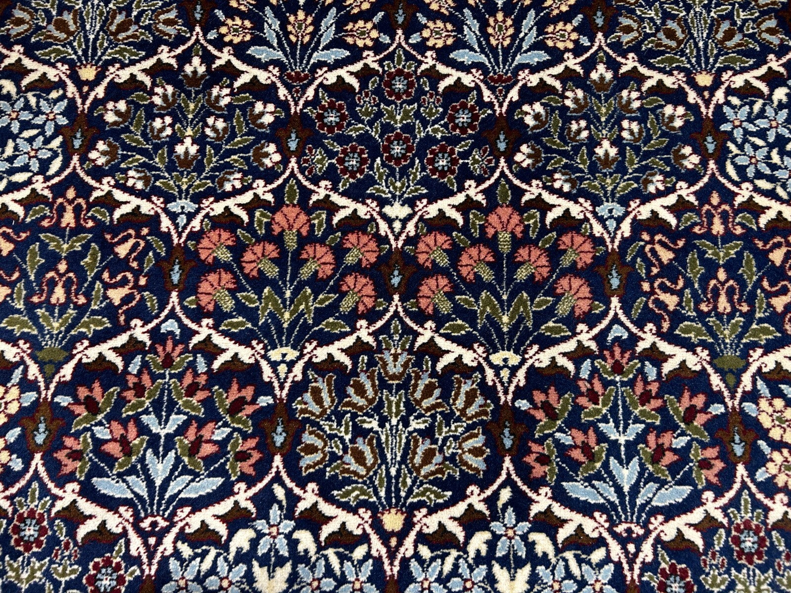 7'3"x10'10'' Hand-Knotted 100% Wool Pile Hereke Area Rug