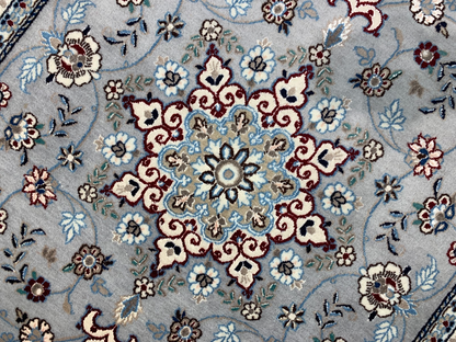 2'10"x4'0'' Hand-Knotted Very Fine Silk & Wool Naine Area Rug