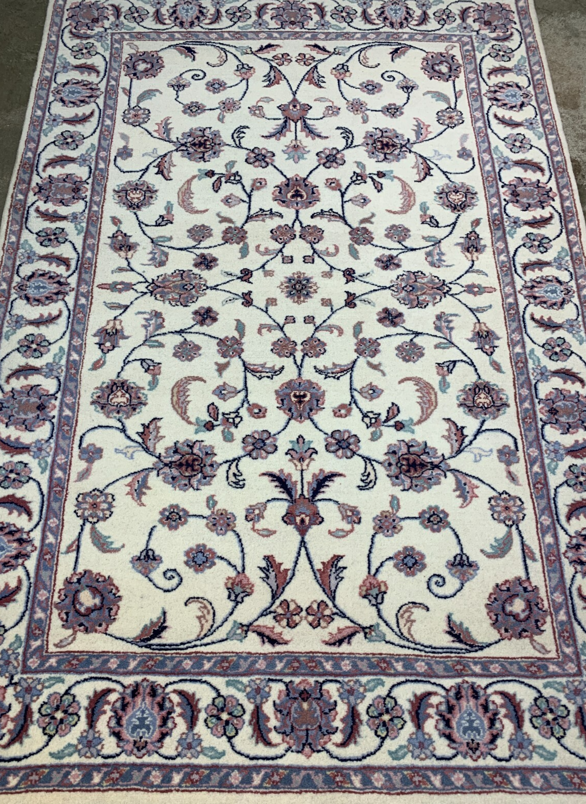 4'0'' x 6'0" Hand-Knotted 100% Wool Oriental Area Rug