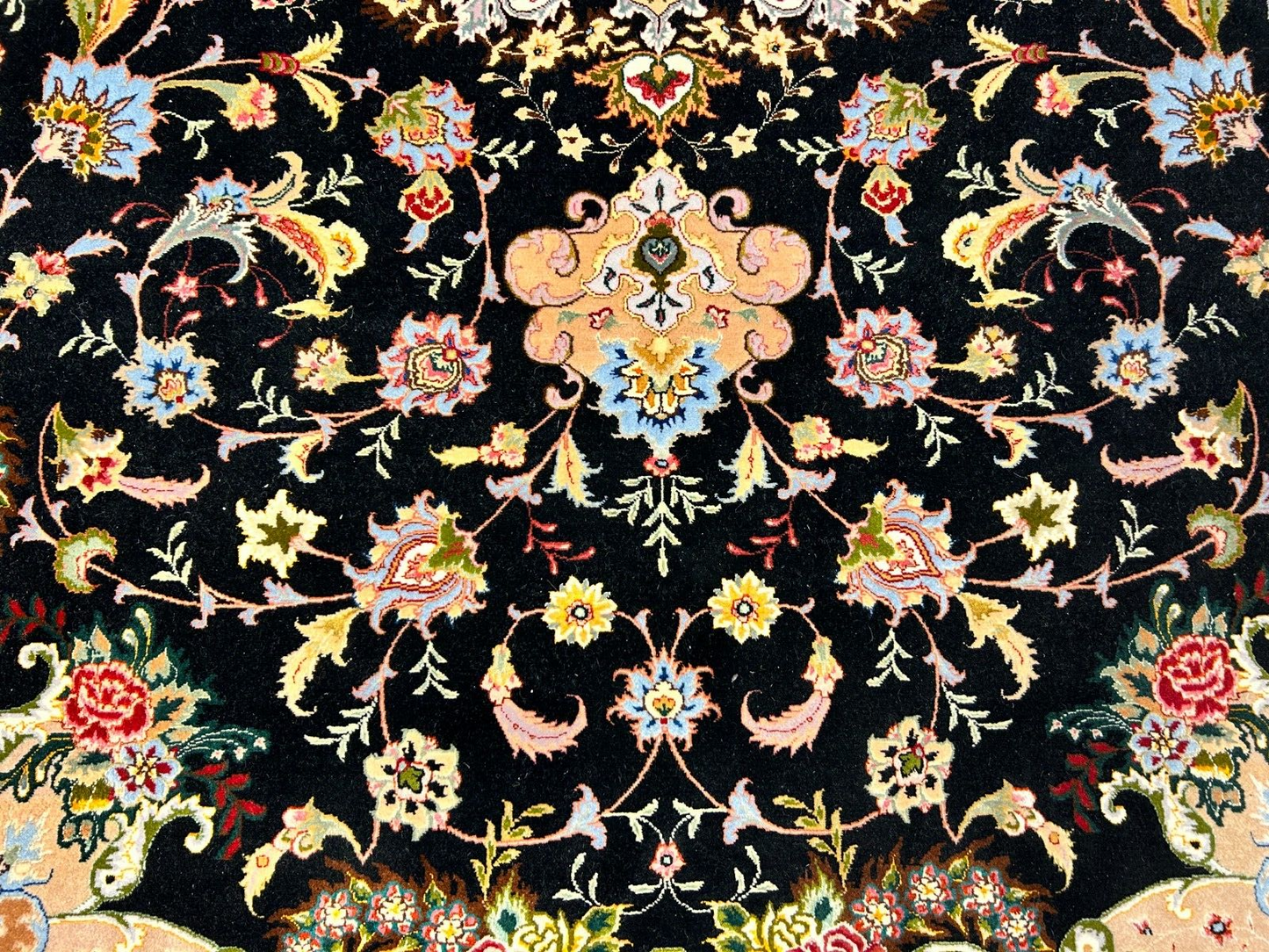 6'9"x10'5" Very Fine Hand-Knotted Wool & Silk Blend Tabrize Carpet - Area Rug