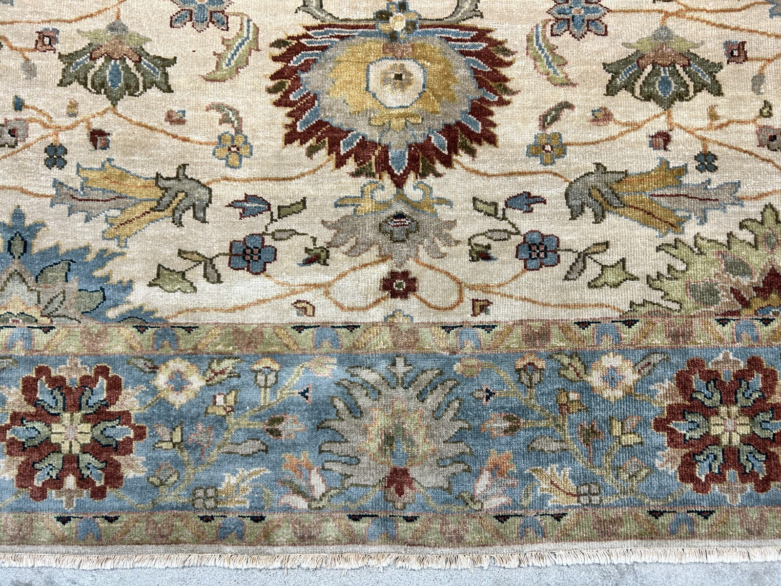 8' x 9'10" Hand-Knotted 100% Wool Carpet - Indian Mahal Area Rug